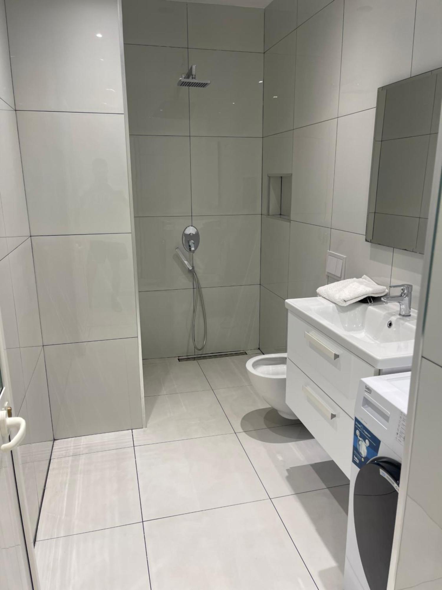 Franco Apartments Tirana Bagian luar foto