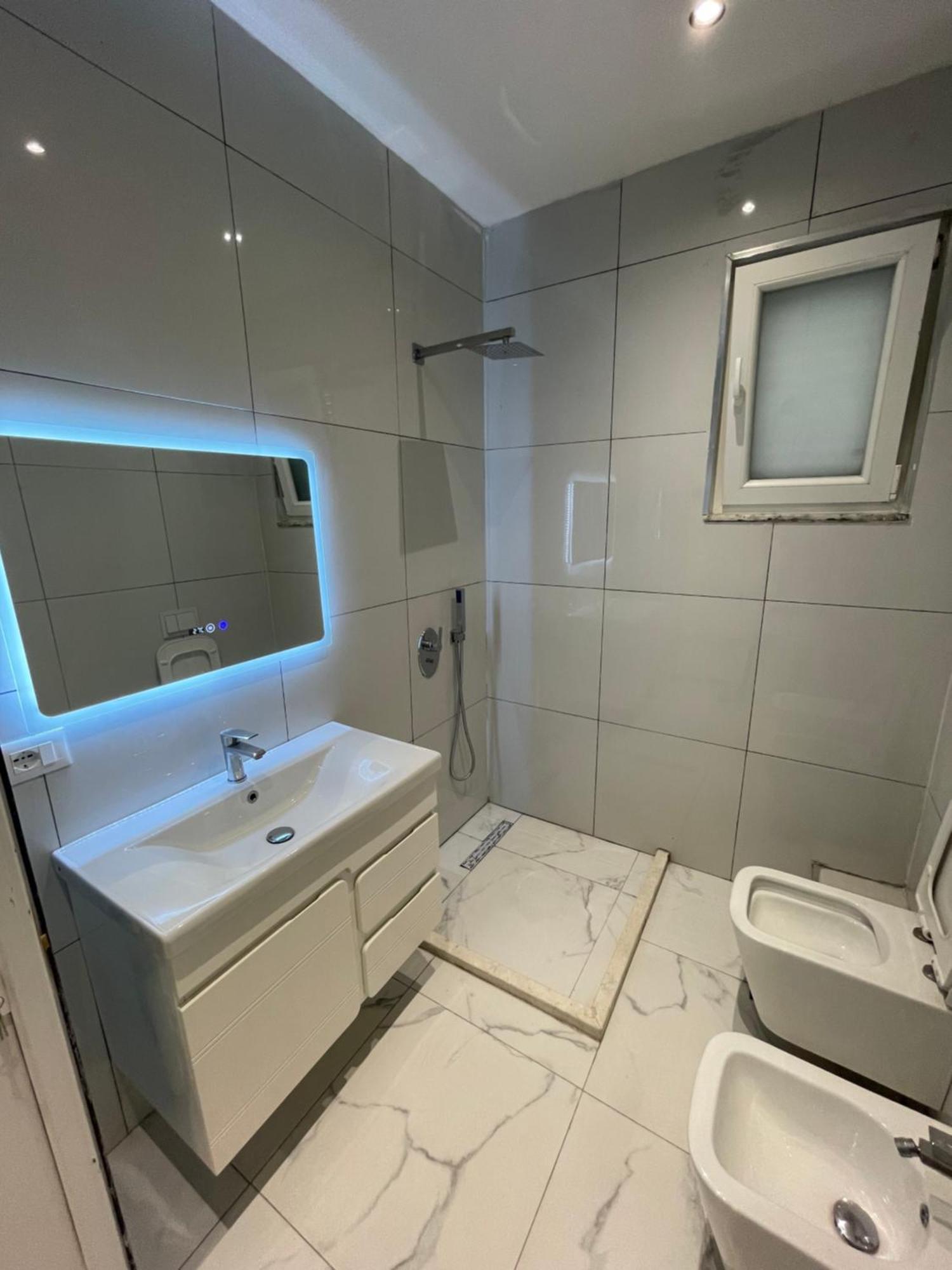 Franco Apartments Tirana Bagian luar foto
