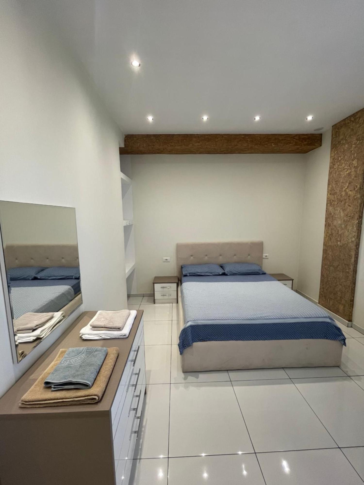 Franco Apartments Tirana Bagian luar foto